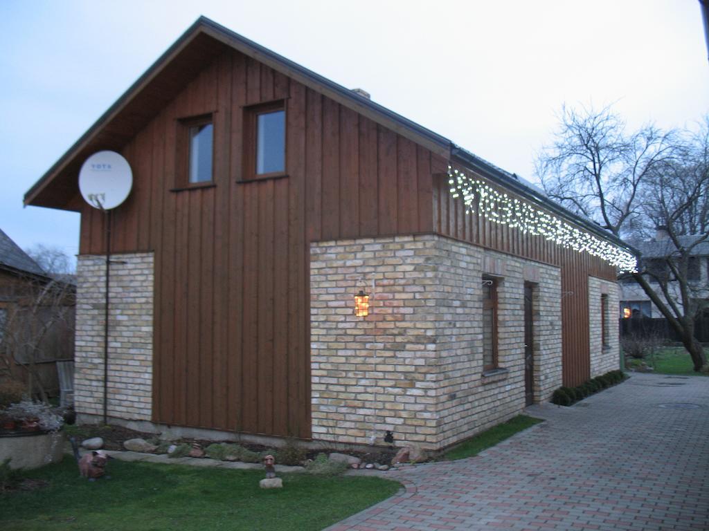 Pulkvedis Guest House Ventspils Exterior photo